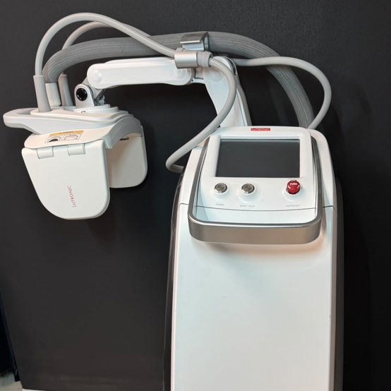 Used Lutronic encurve