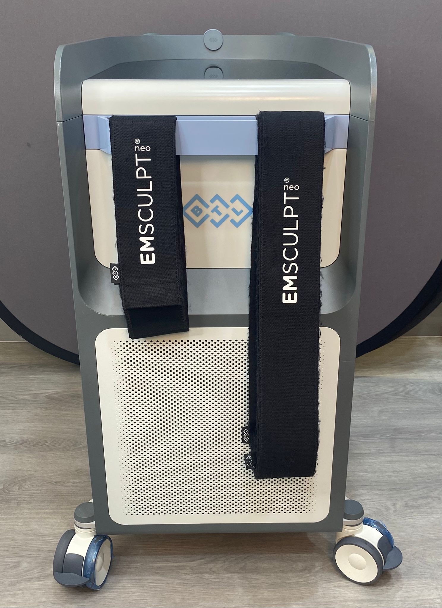 USed BTL emsculpt NEO